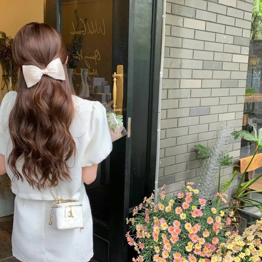 悲情红与黑
